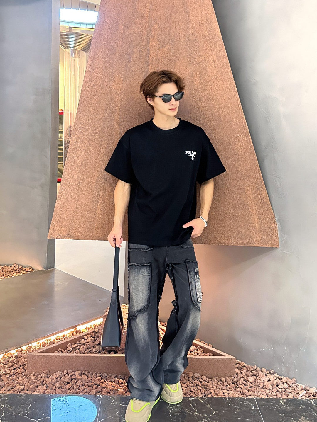 Prada Milano Logo Black T-Shirt Primereps