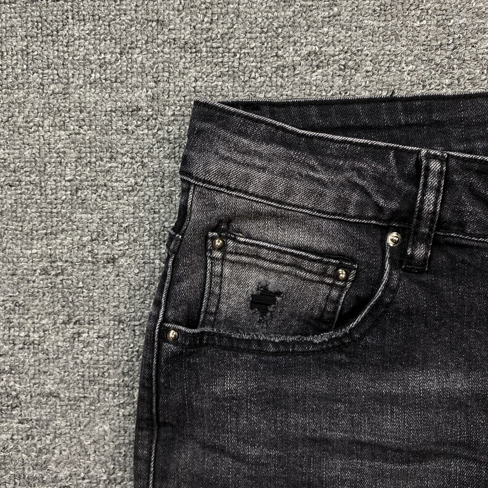 AMIRI VARSITY LOGO REPAIR JEANS - Prime Reps