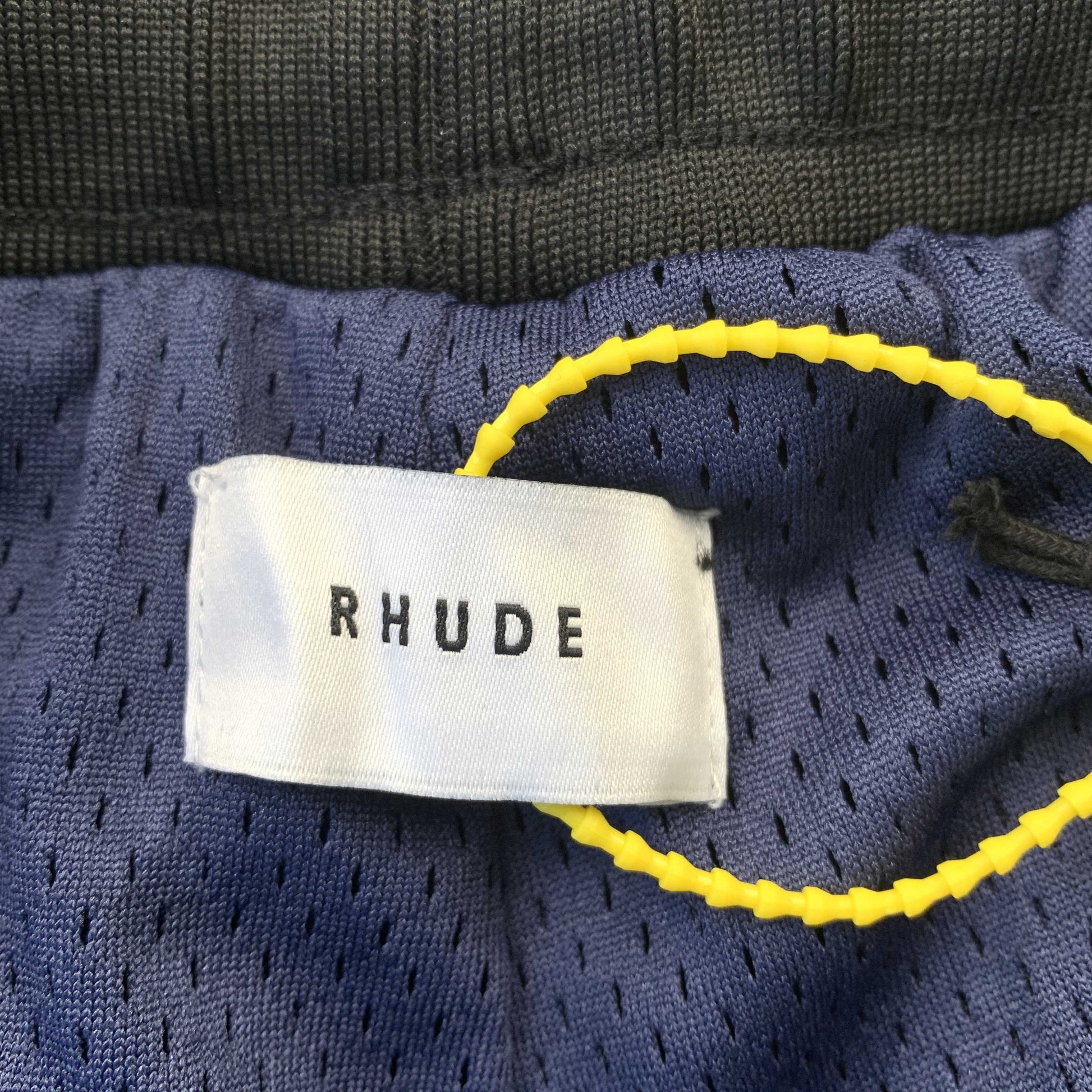 RHUDE COURT LOGO SHORTS NAVY - Prime Reps