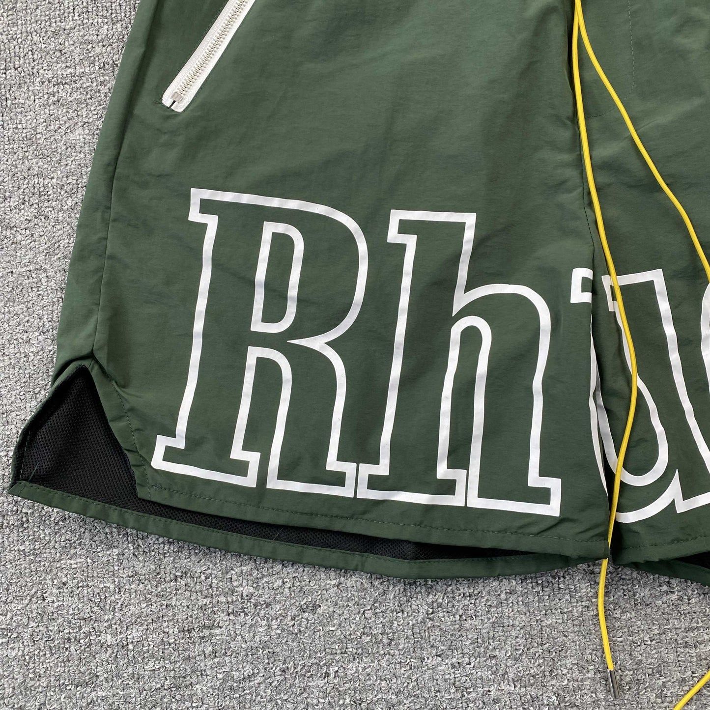 RHUDE RH LOGO SHORTS GREEN - Prime Reps