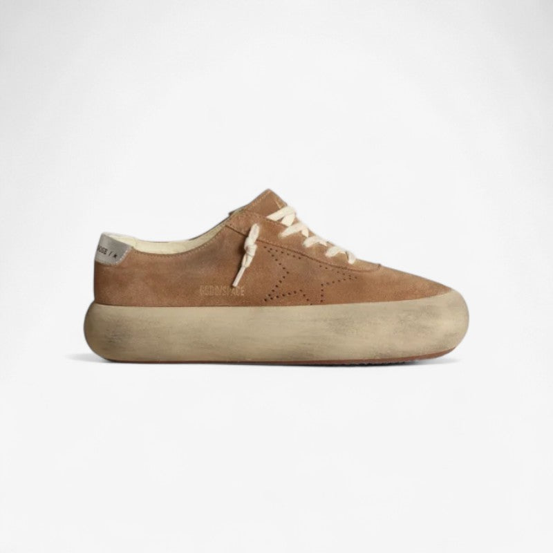 Women's Space-star Shoes In Tobacco-colored Suede With Perforated Star And Silver Metallic Leather