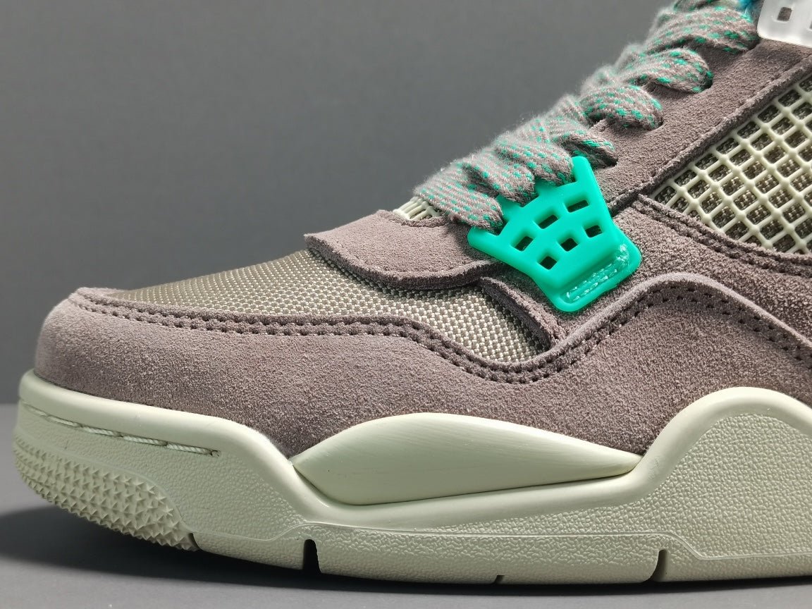 JORDAN 4 x SP 30TH ANNIVERSARY UNION TAUPE HAZE - Prime Reps